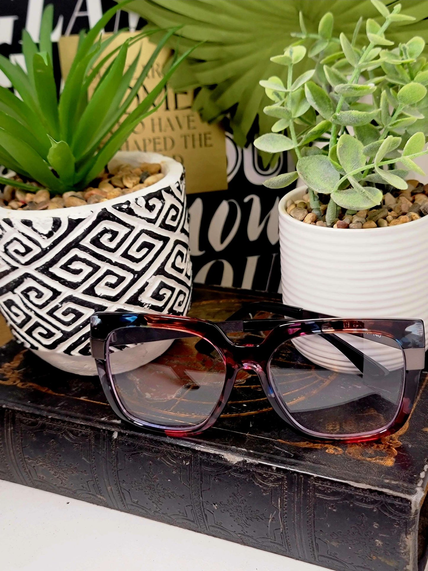 Ms.Flora Multi Color Fashion Glasses image 2