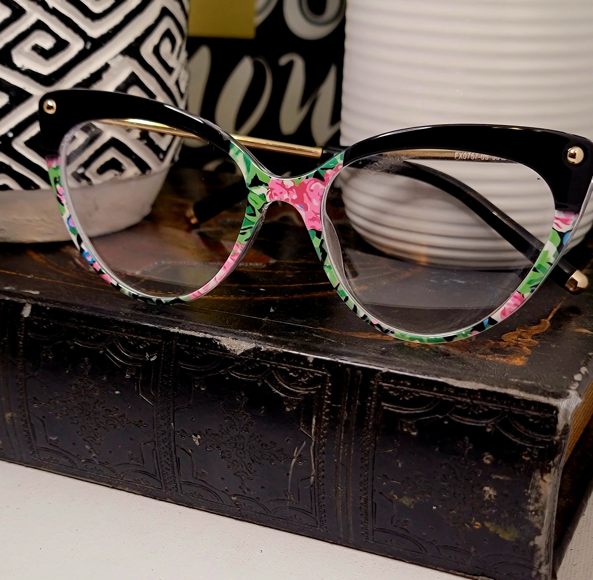 Ms. Patricia Super cute Pink and Green Floral Fashion Glasses image 3
