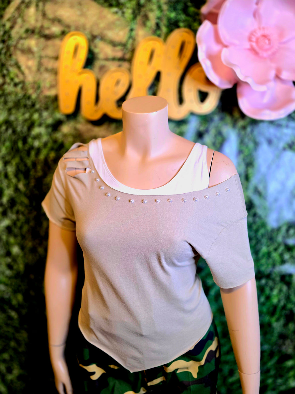 Chic & Fly Oh So Chic Cut Tee