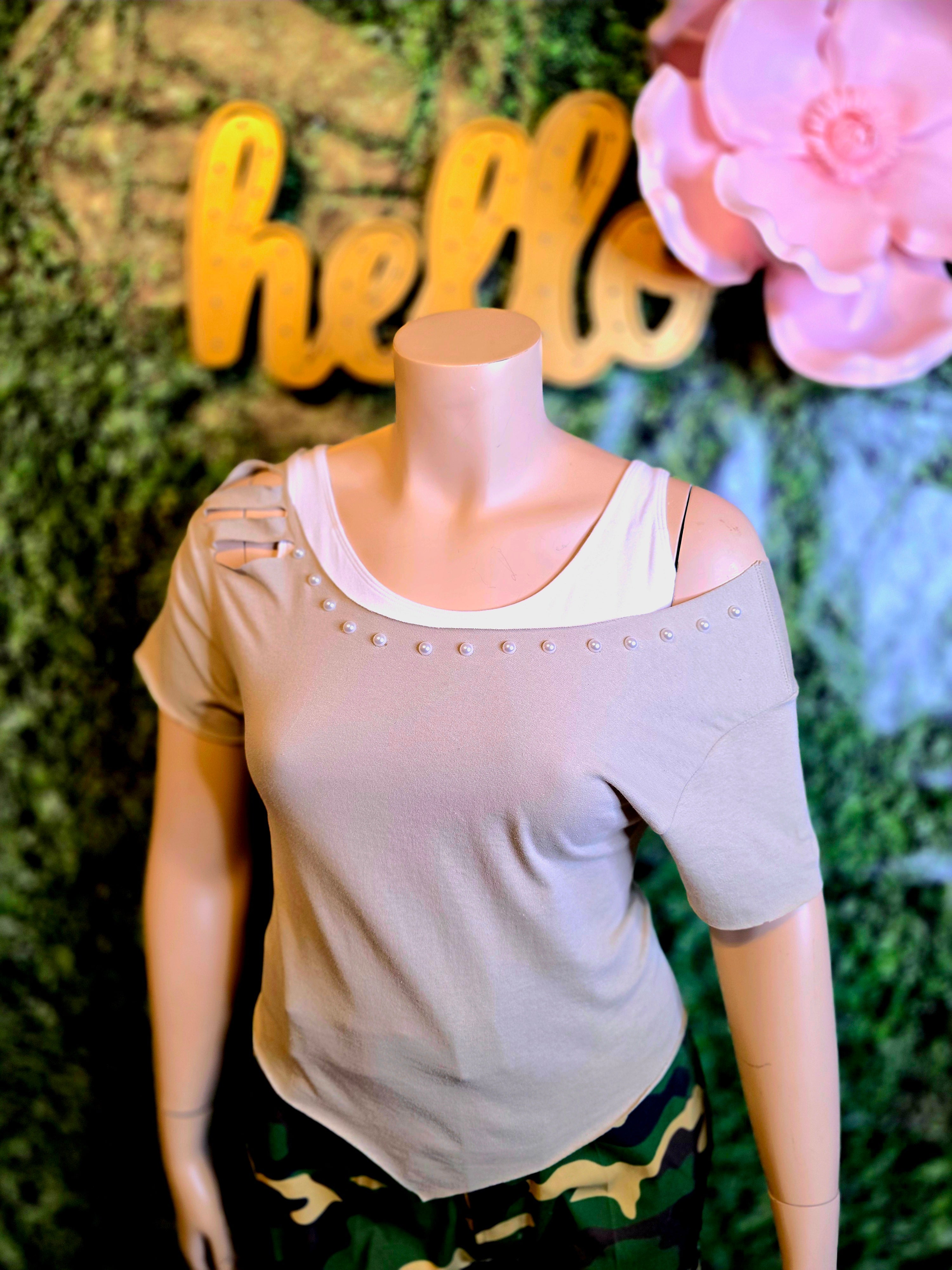 Chic & Fly Oh So Chic Cut Tee